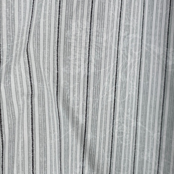 Men's POP ICON CLOTHING White Gray Black Striped Casual Button Down Shirt XL - Picture 3 of 6